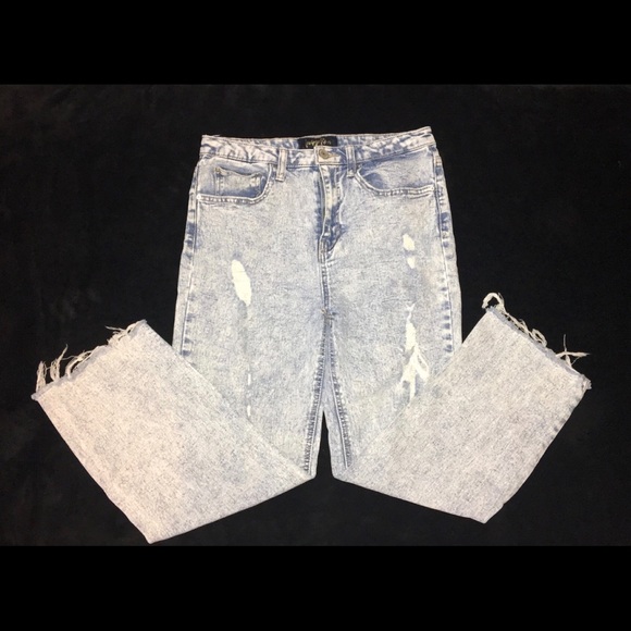 Women’s jeans size 9/28 - Picture 2 of 3